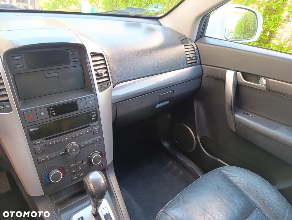 Chevrolet Captiva 2.0 d High - 15