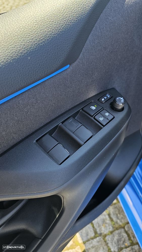 Toyota Yaris 1.5 HDF Premier Edition - 16