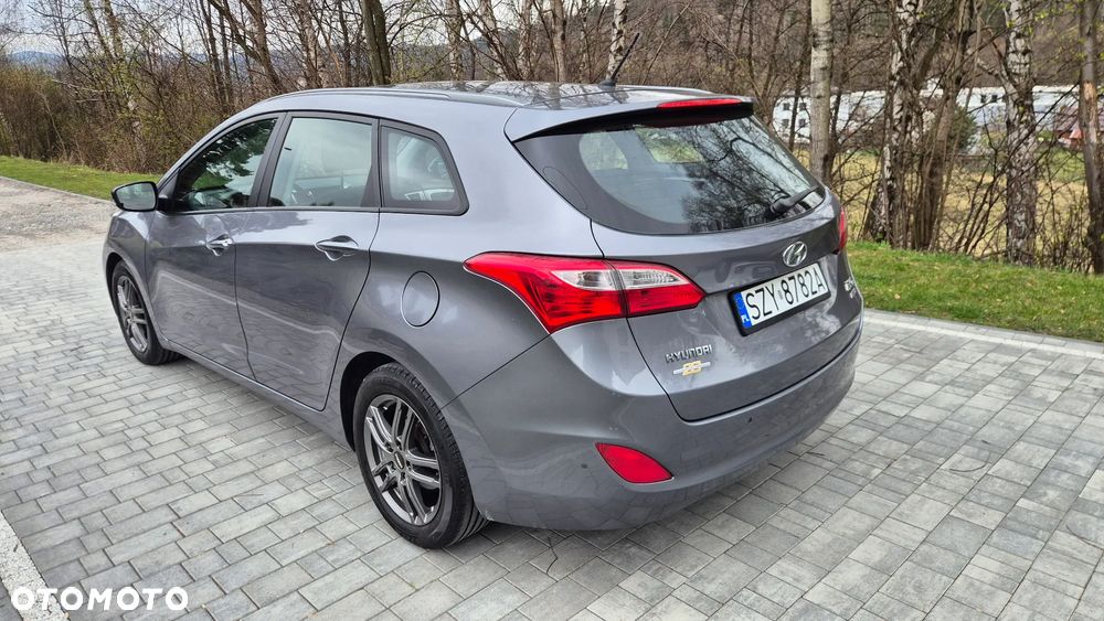 Hyundai i30 i30cw 1.4 CRDi Trend - 3