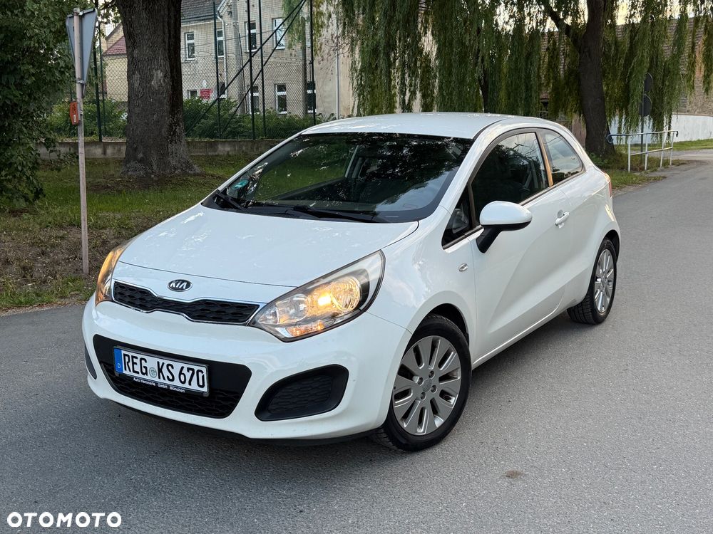 Kia Rio 1.2 Attract - 2