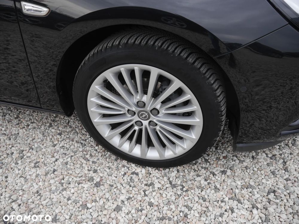 Opel Astra 1.4 Turbo Business - 16