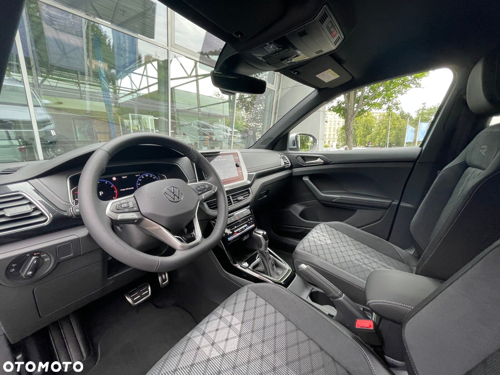 Volkswagen T-Cross 1.5 TSI ACT R-Line Plus DSG - 12
