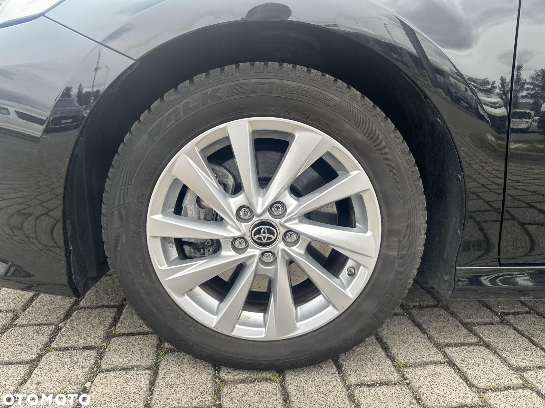Toyota Camry - 9