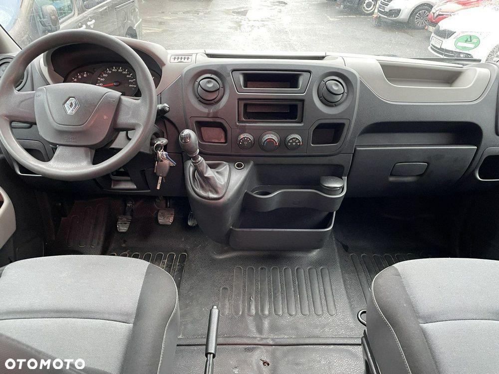 Renault Master - 11