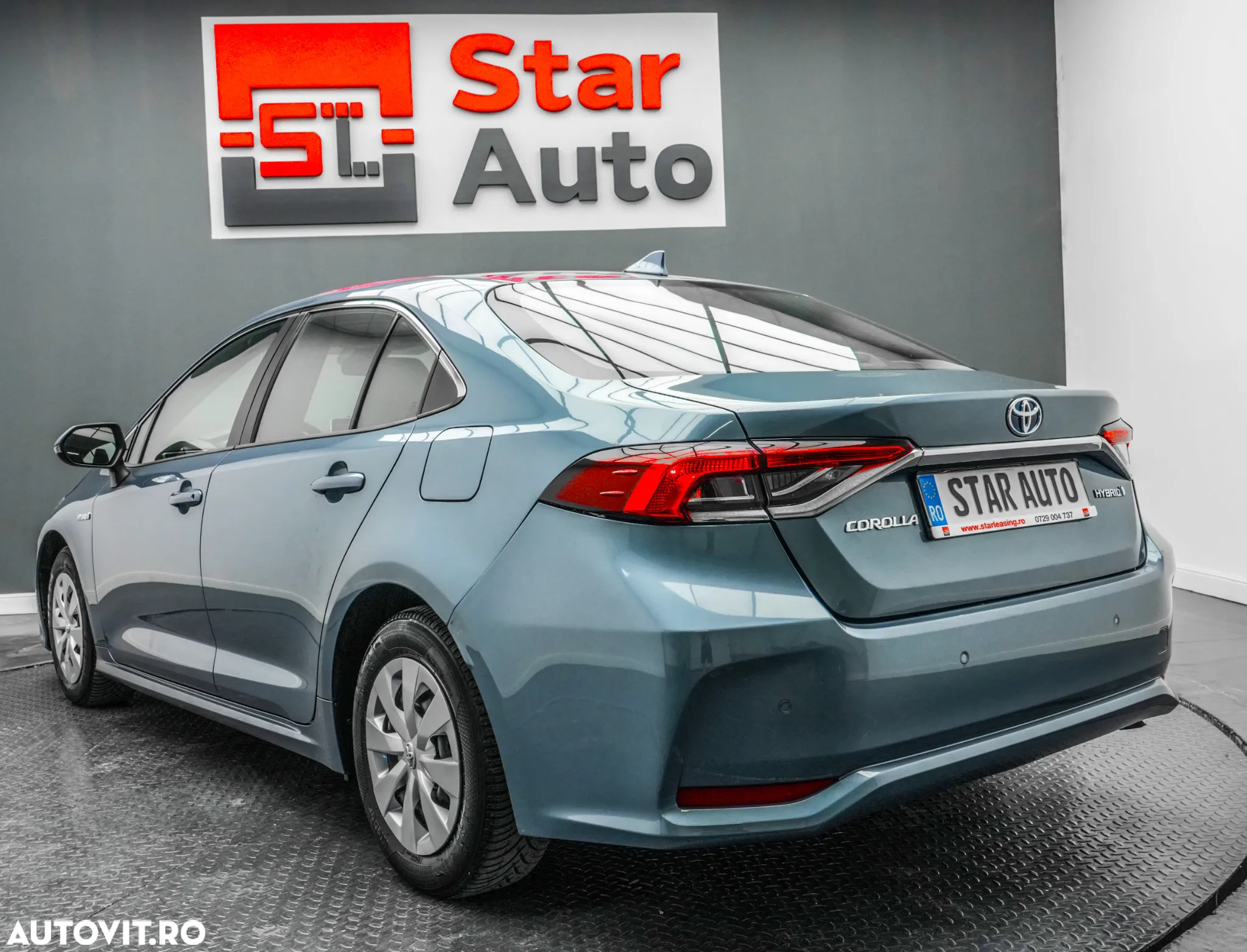 Toyota Corolla 1.8 HSD Business - 4