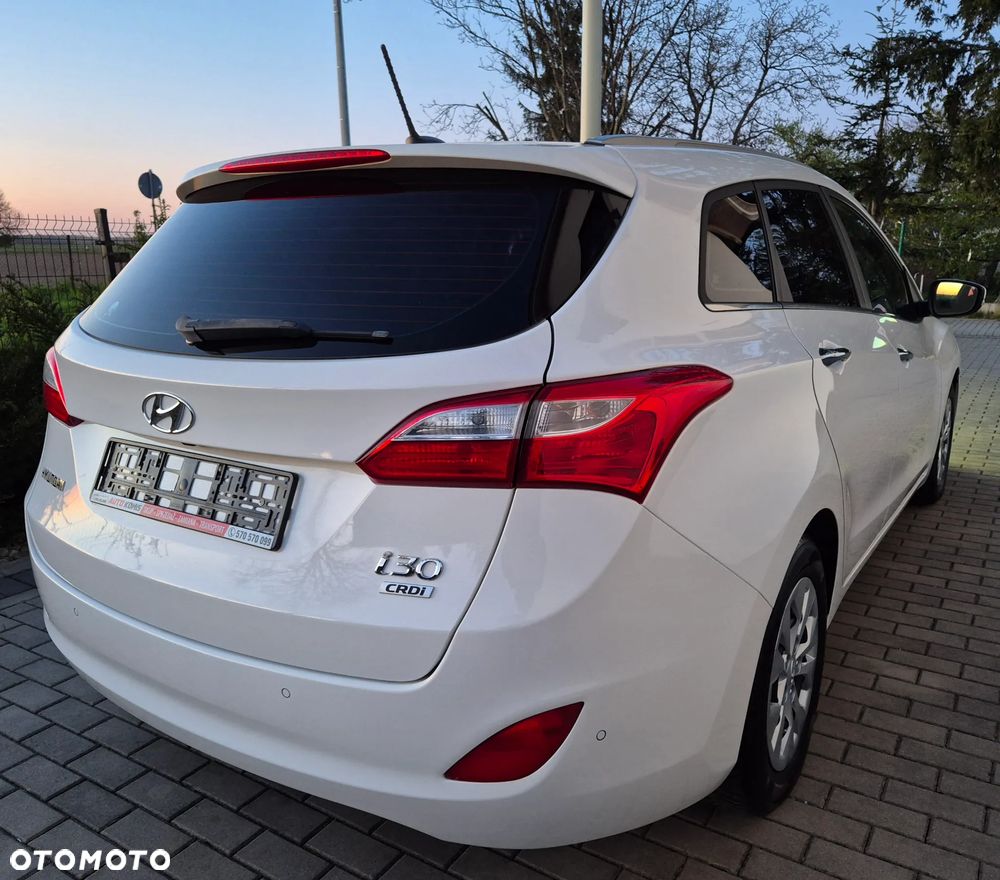 Hyundai i30 1.6 CRDi Premium - 9