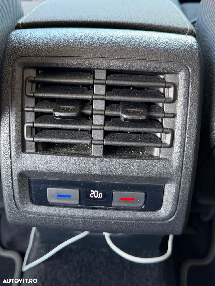 Volkswagen Golf 2.0 TDI SCR DSG Style - 13