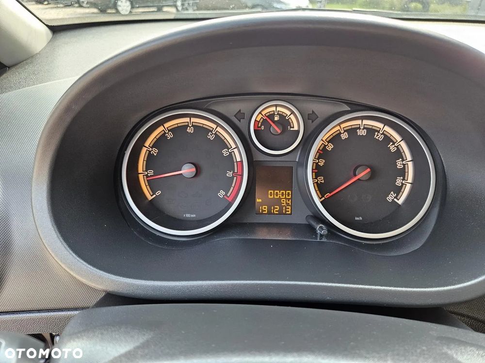 Opel Corsa 1.4 16V EcoFLEX Start-Stop 150 Jahre - 14