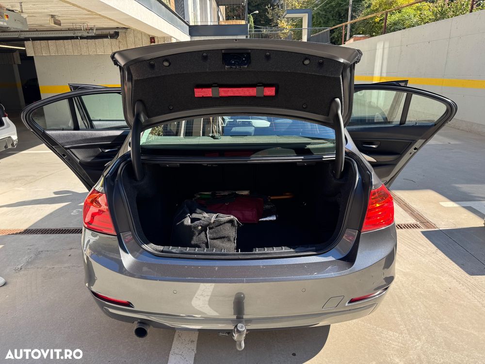 BMW Seria 3 - 18