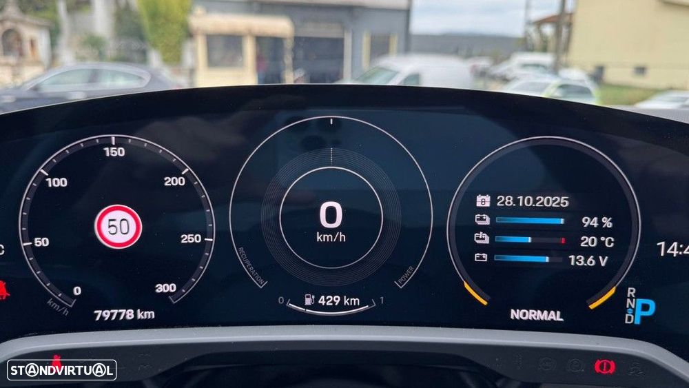 Porsche Taycan 4S - 9