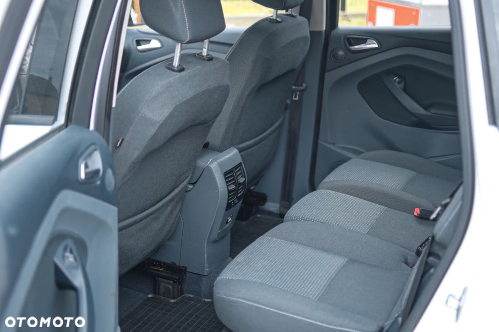 Ford C-MAX - 13