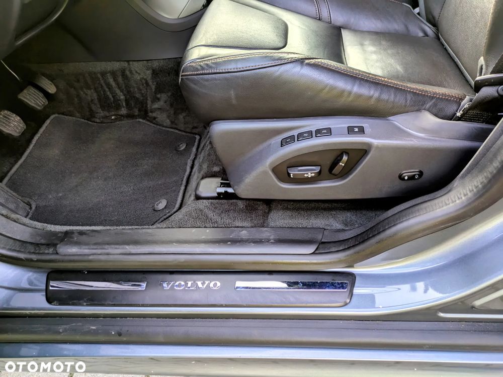 Volvo XC 60 D3 Inscription - 23