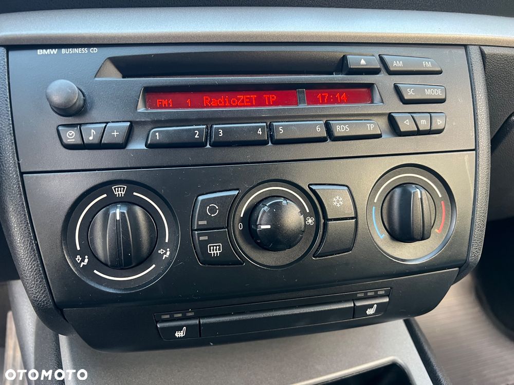BMW Seria 1 116i - 29