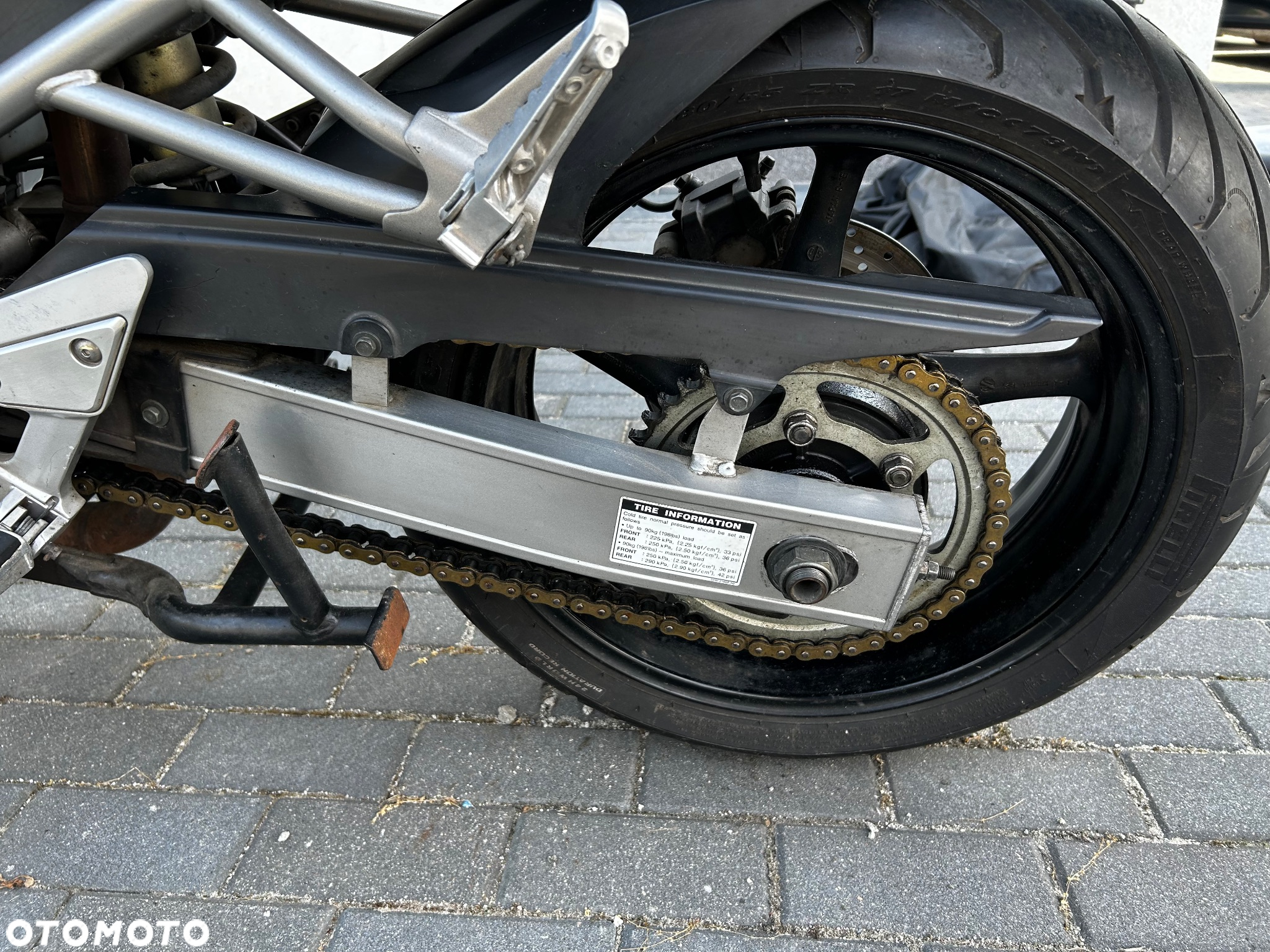 Yamaha FZ6 - 16