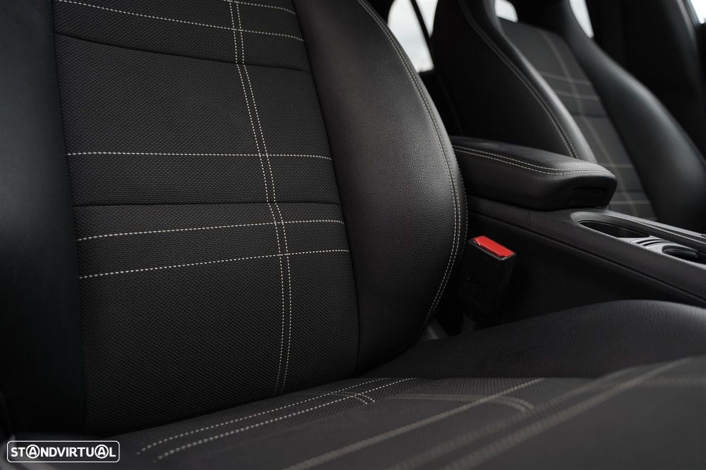 Mercedes-Benz CLA 220 d Shooting Brake Urban Aut. - 35