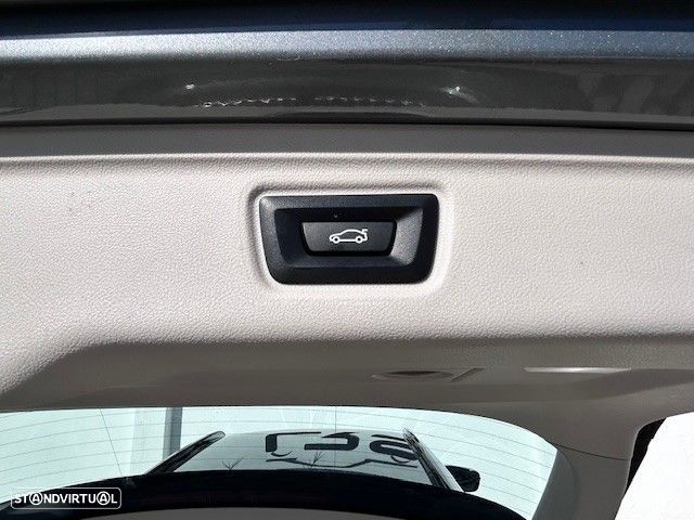 BMW 320 d Touring Auto - 27