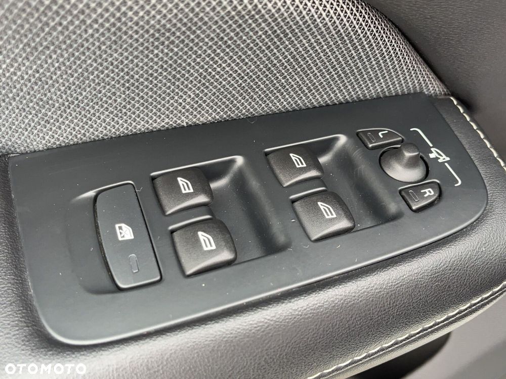 Volvo V60 - 25