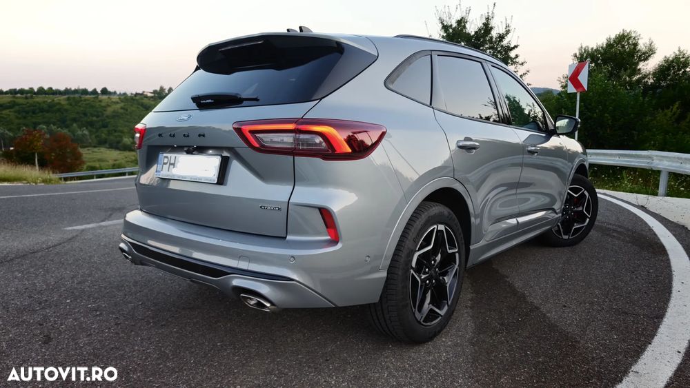 FORD Kuga 2024 — imagine 4