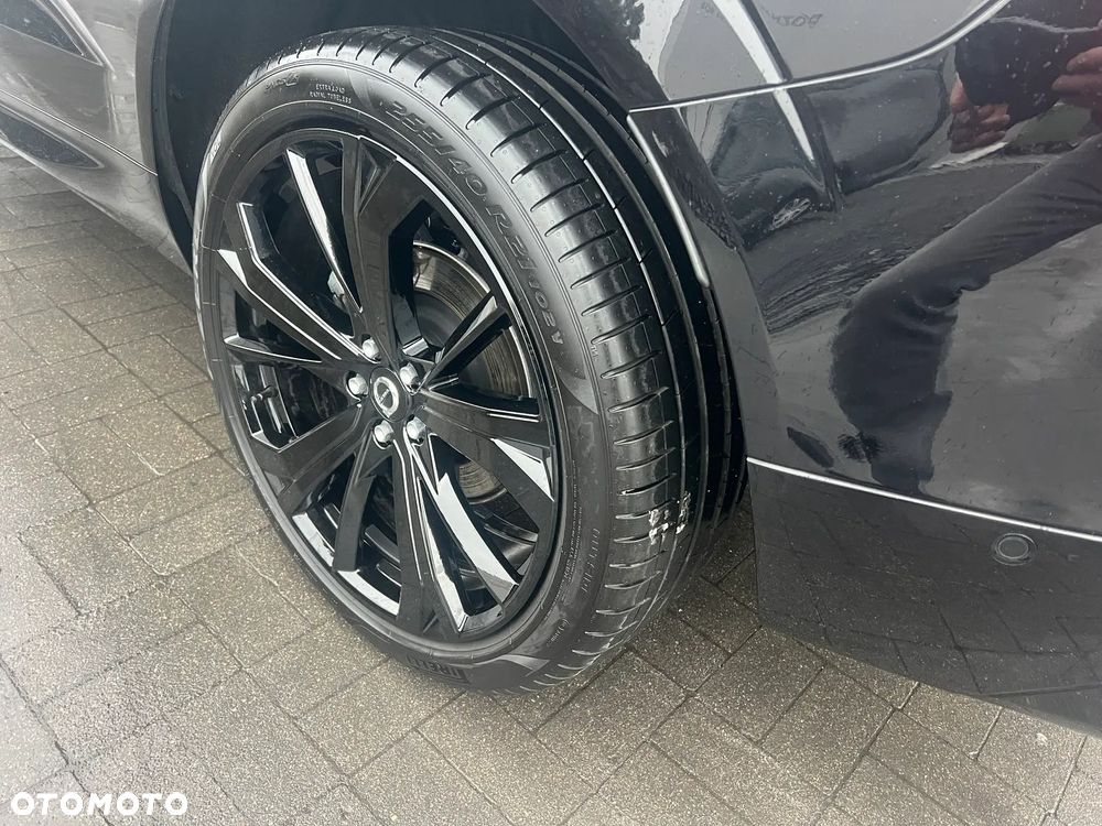 Volvo XC 60 B5 B AWD Ultra Black Edition - 13