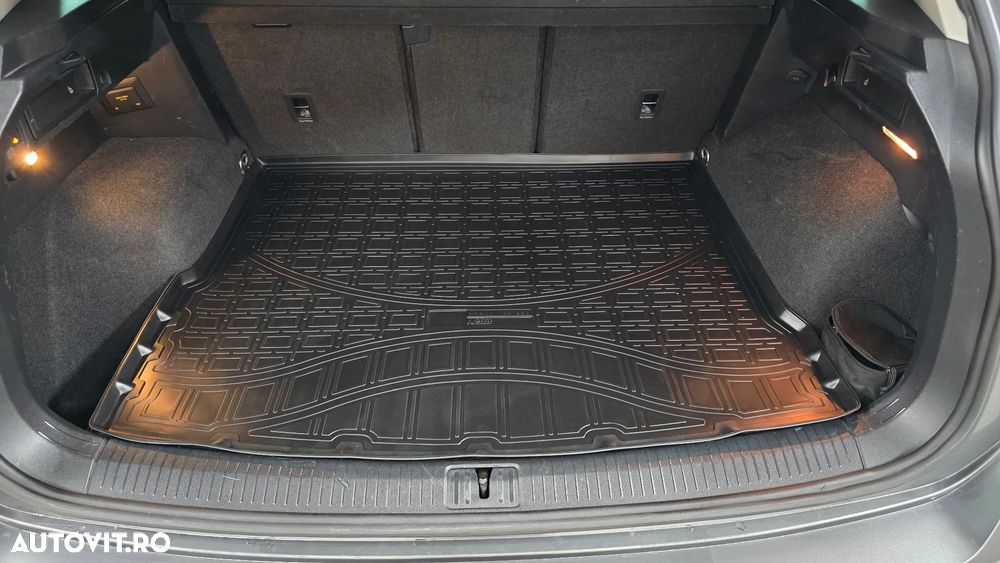 Volkswagen Tiguan 2.0 TDI SCR DSG IQ.DRIVE - 19