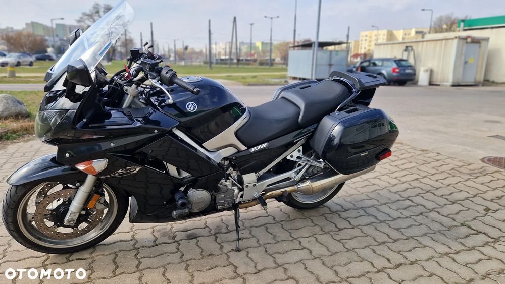 Yamaha FJR - 4