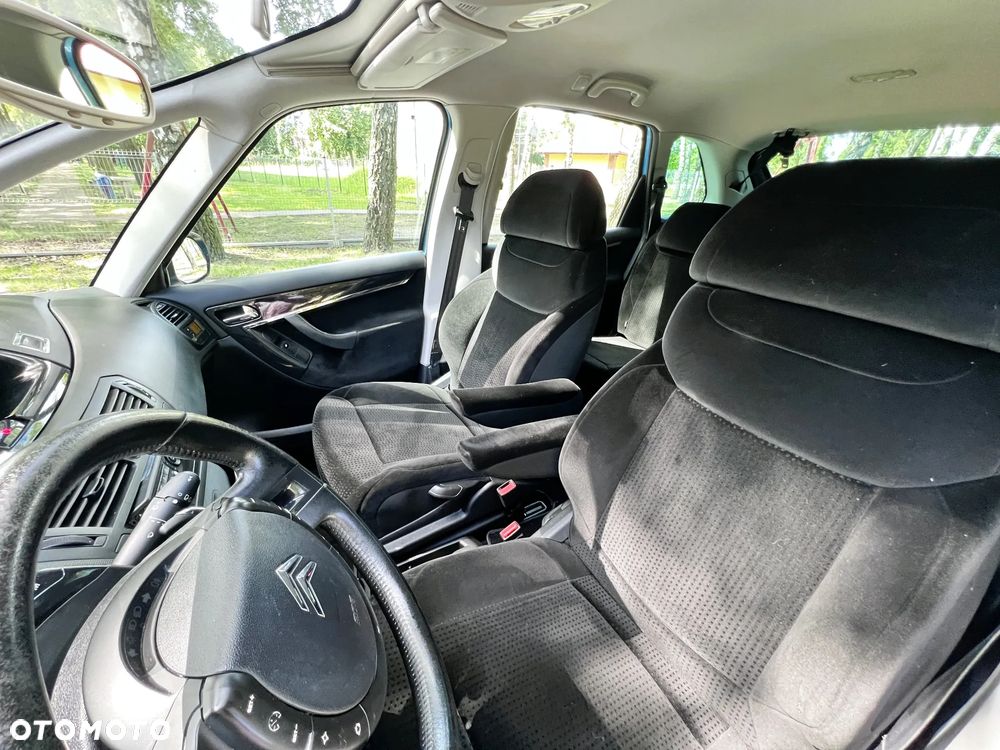 Citroën C4 Picasso - 9
