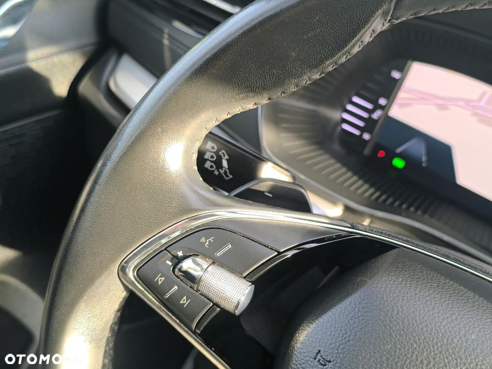 Skoda Octavia 2.0 TDI 4x4 Style DSG - 25