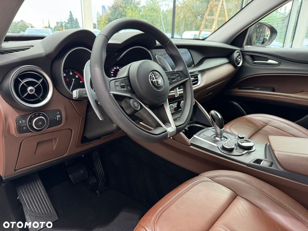 Alfa Romeo Stelvio 2.0 Turbo Super Q4 - 8