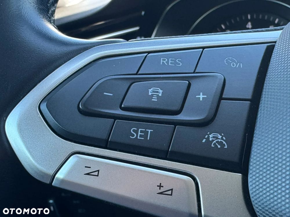 Volkswagen Passat 2.0 TSI Elegance DSG - 16