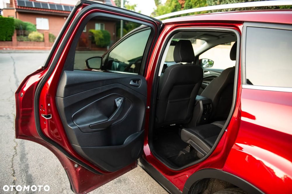 Ford Kuga 2.0 TDCi 4x4 Titanium - 21