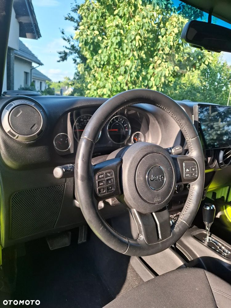 Jeep Wrangler - 18