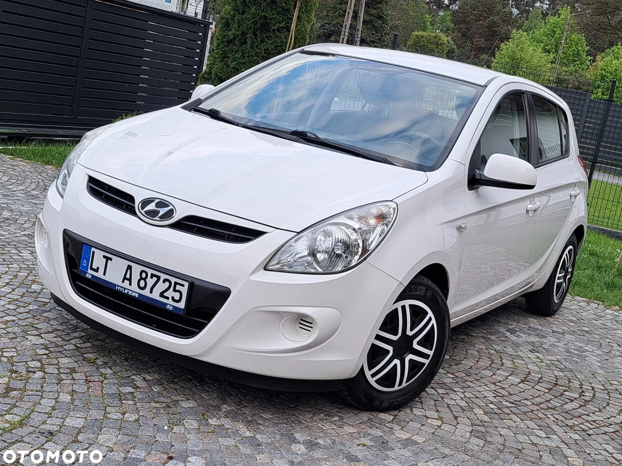 Hyundai i20 1.2 FIFA WM Edition - 9