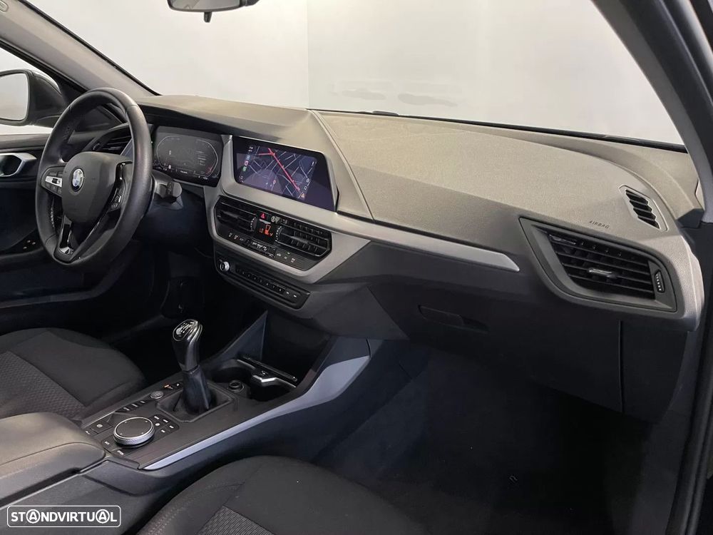 BMW 116 d — fotografia 15