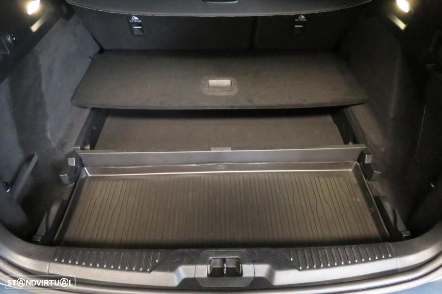 Ford Focus SW 1.0 EcoBoost ST-Line - 26