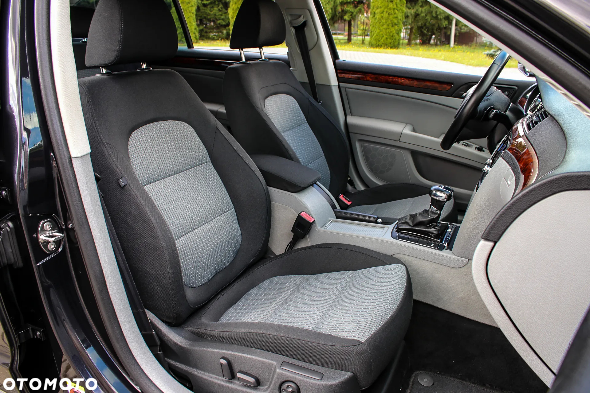 Skoda Superb 2.0 TDI DSG Exclusive - 22