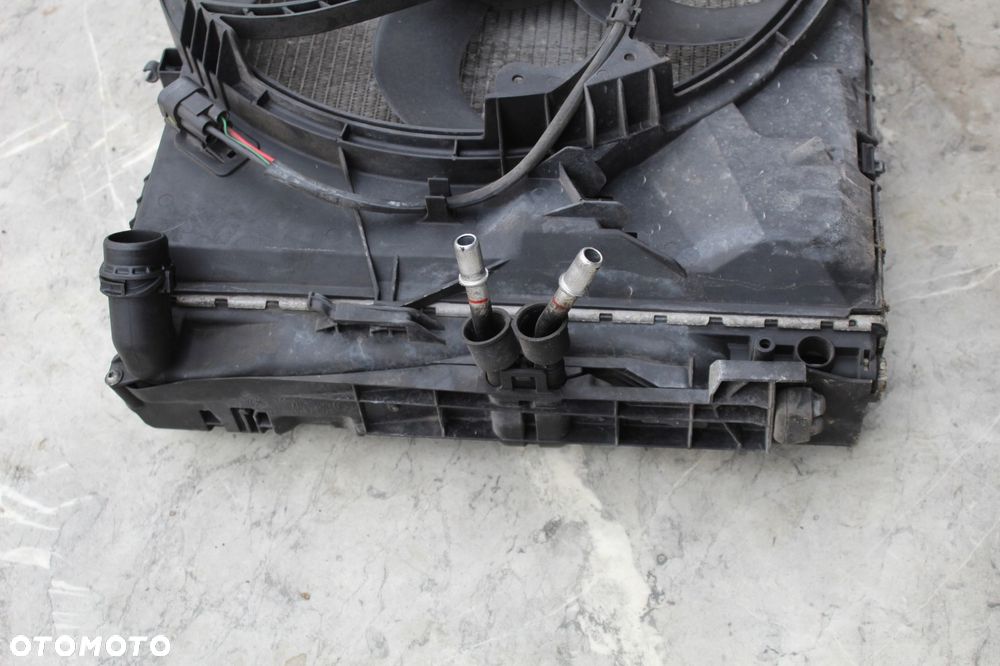 PAS PRZEDNI CHŁODNICE BMW E90 E91 2.5B 3.0B N52B30 - 9