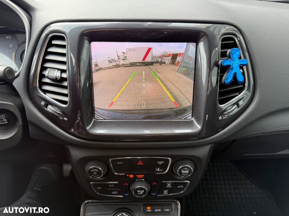 Jeep Compass 1.3 T4 4xe Automatik Limited - 28