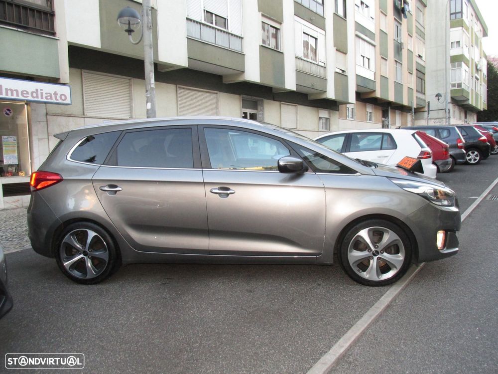 Kia Carens 1.7 CRDi ISG TX - 8