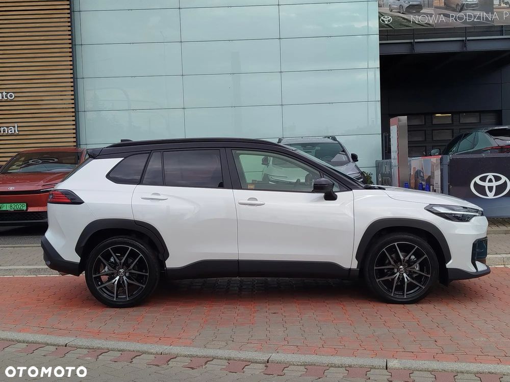 Toyota Corolla Cross 2.0 Hybrid GR Sport - 4