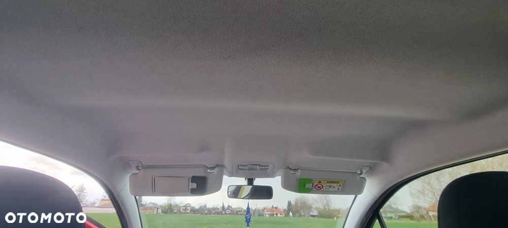 Peugeot 208 82 PureTech Style - 14