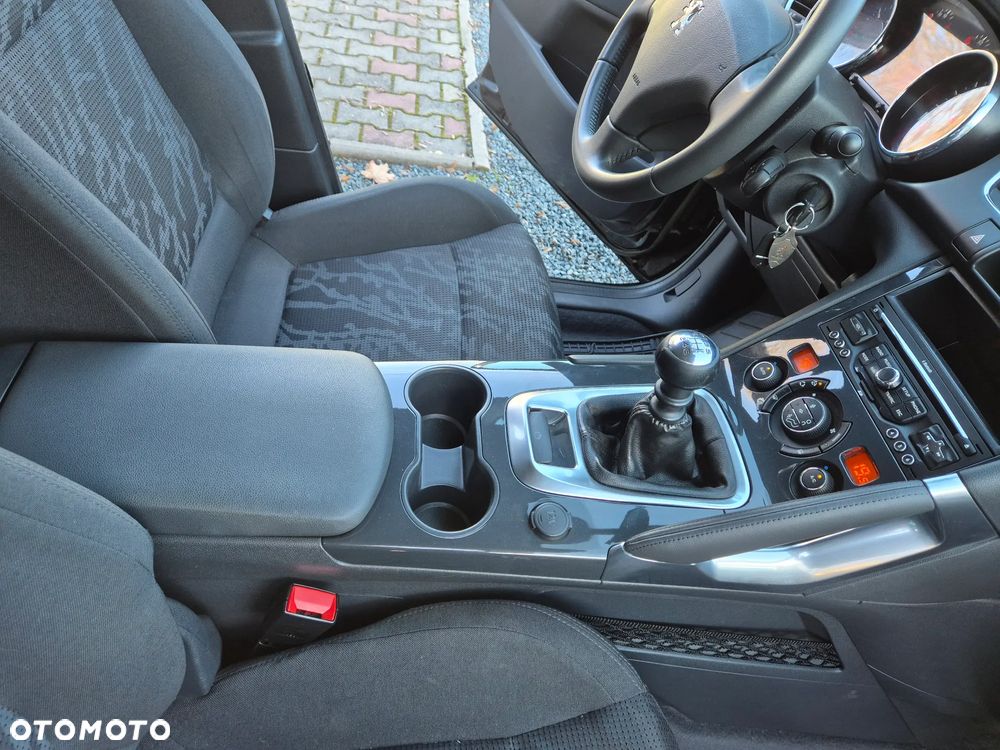 Peugeot 3008 1.6 Allure - 28