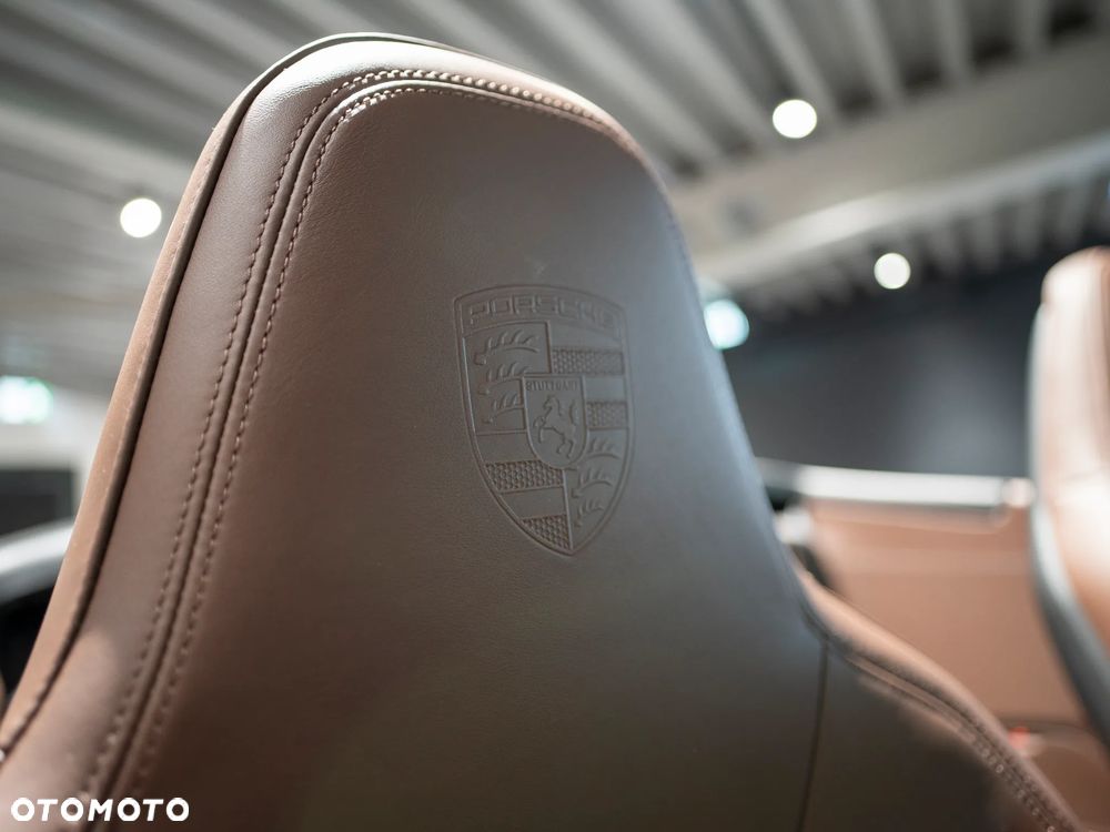 Porsche 911 - 37