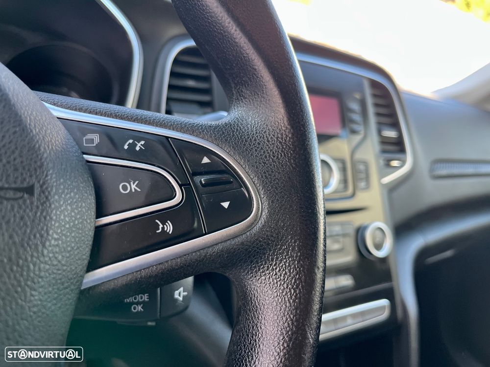 Renault Mégane - 9