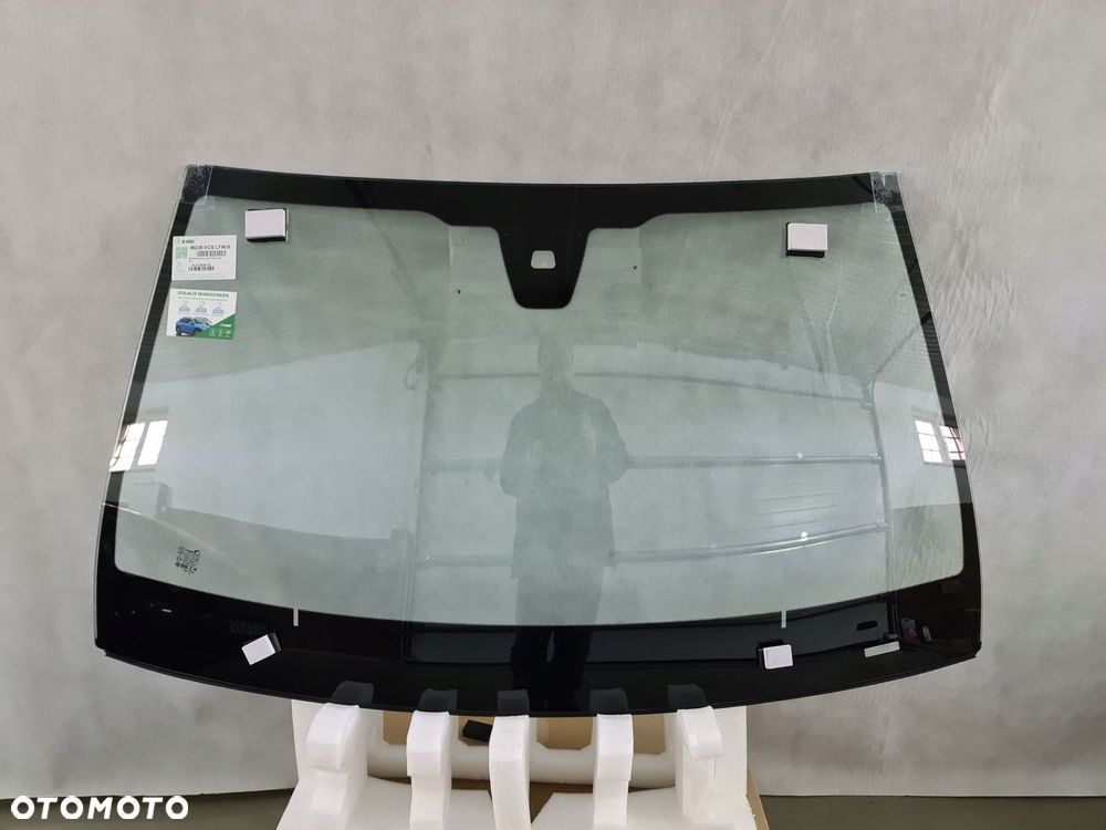 szyba przednia czołowa mercedes e coupe sensor c238 po 2016 - 1