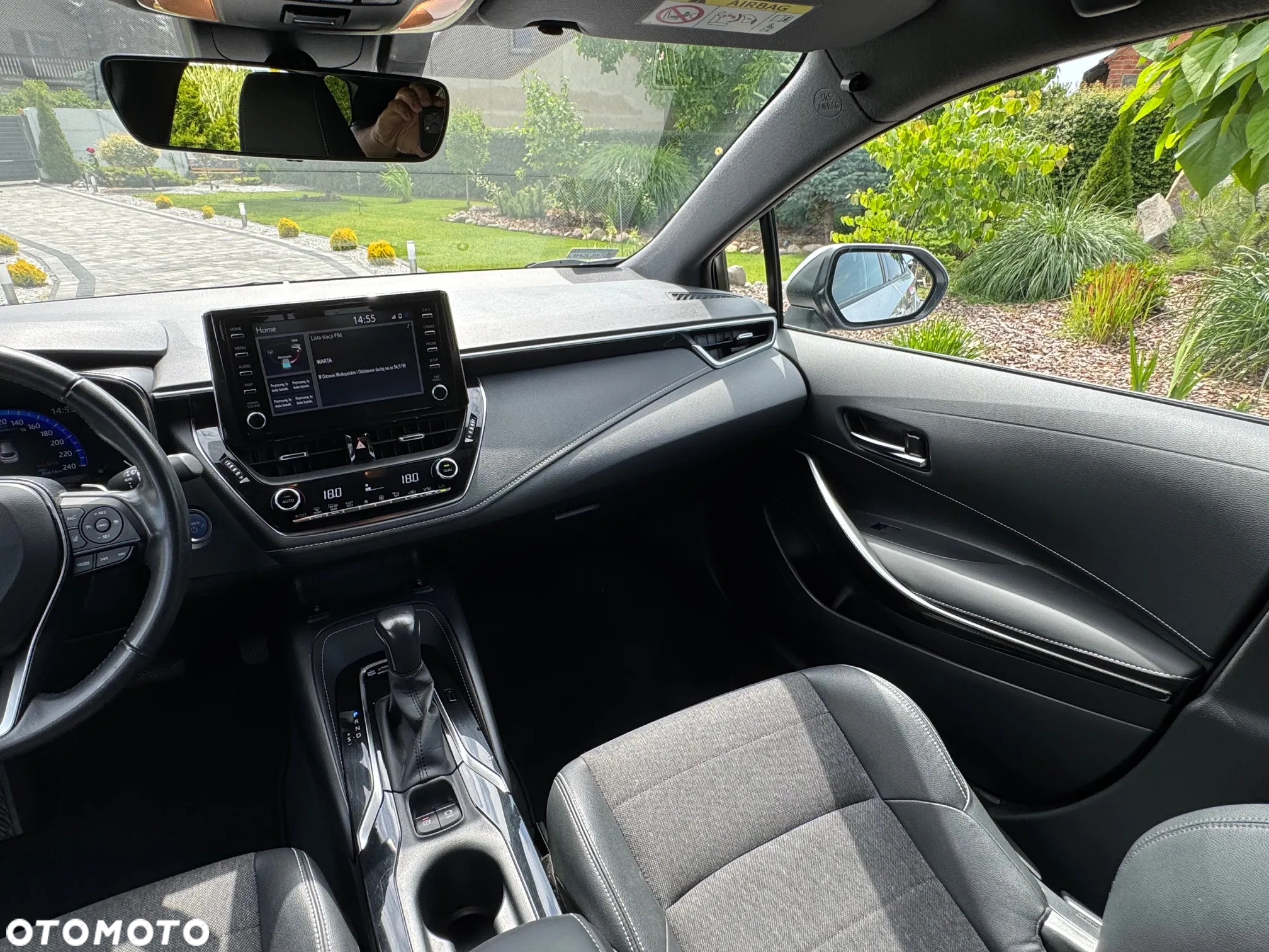 Toyota Corolla 2.0 Hybrid Comfort - 20