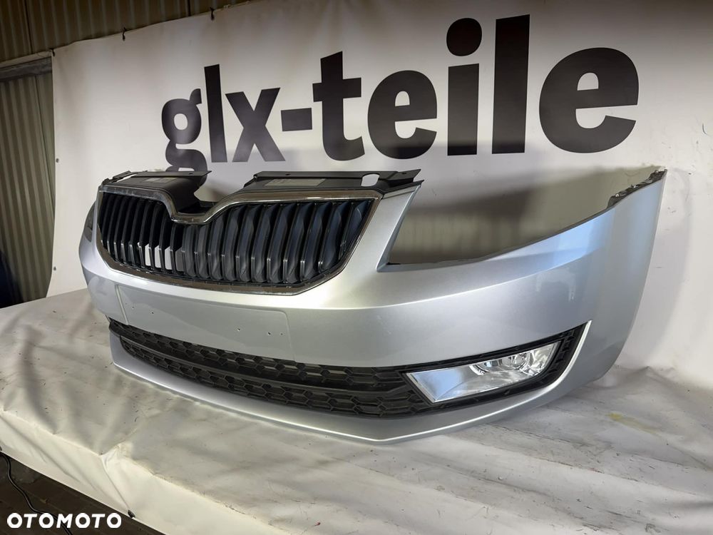 Skoda Octavia III Zderzak Przód Przedni Zwykły LA7W 12-16 5E0807221 - 2