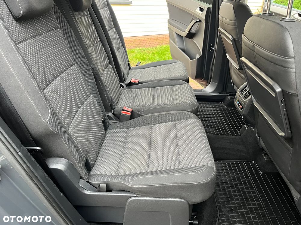 Volkswagen Touran 1.5 TSI EVO Comfortline Plus DSG - 22