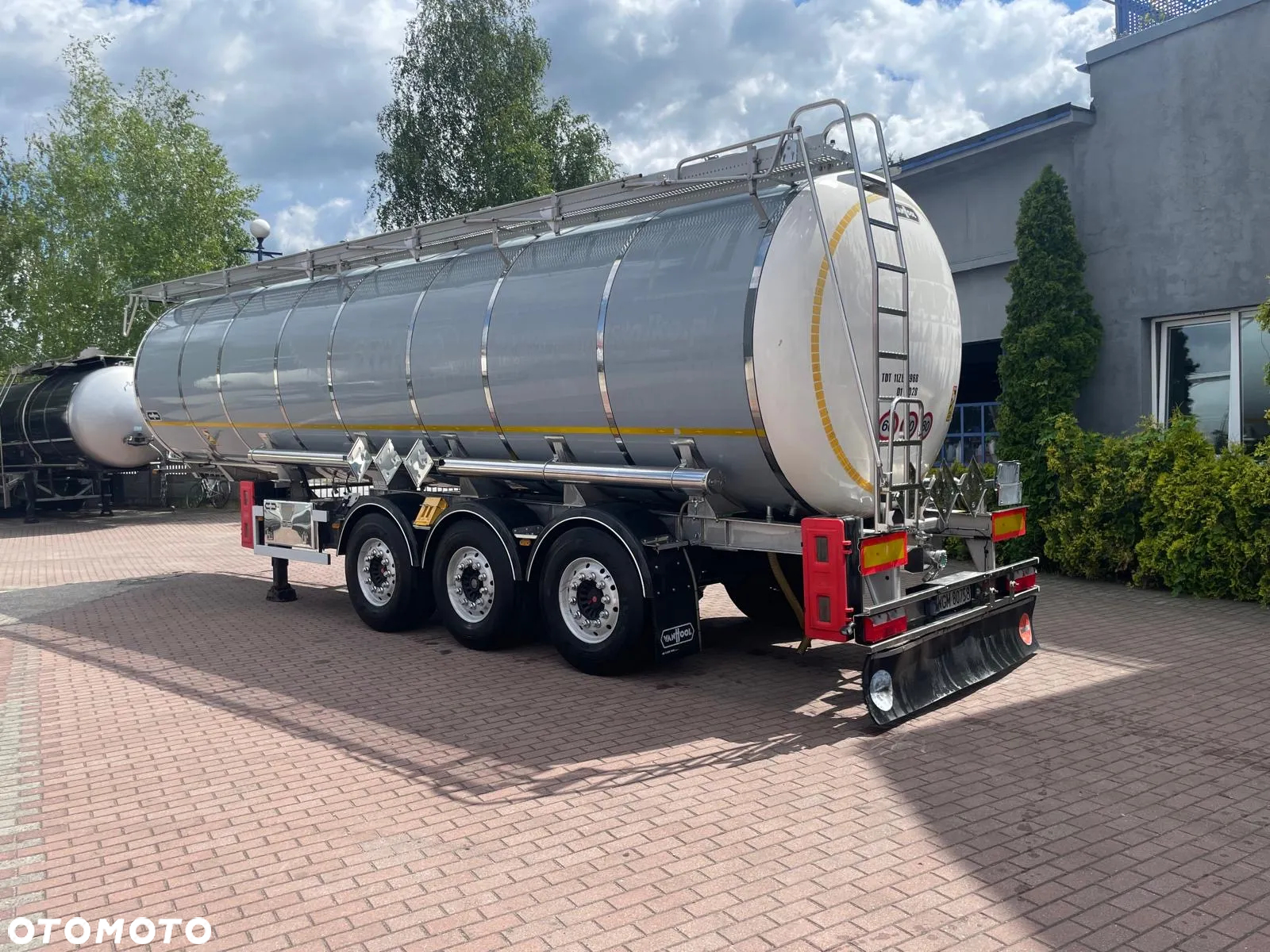 Van Hool ADR L4BH, 34000 litrów, 1 komora - 4