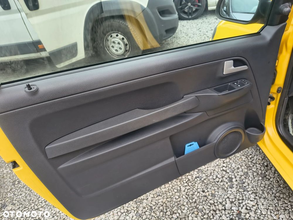 Volkswagen Fox 1.4 TDI Style - 14