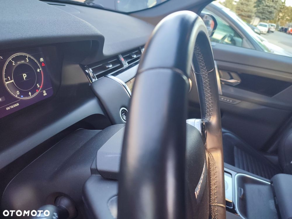 Land Rover Discovery Sport D150 R-Dynamic HSE - 17